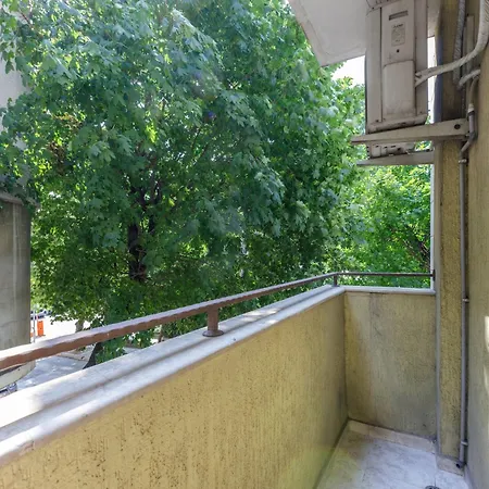Apartman Sea Garden Flat With Private Parking Várna