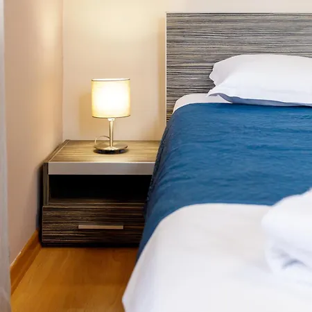 Sea Garden Flat With Private Parking