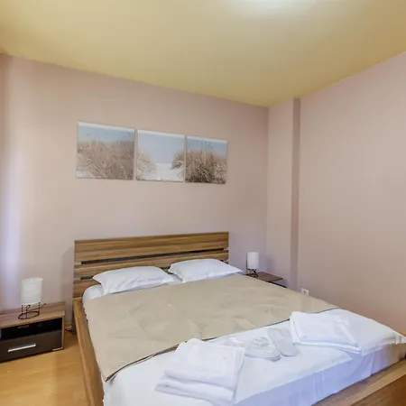 Sea Garden Flat With Private Parking Apartman Várna